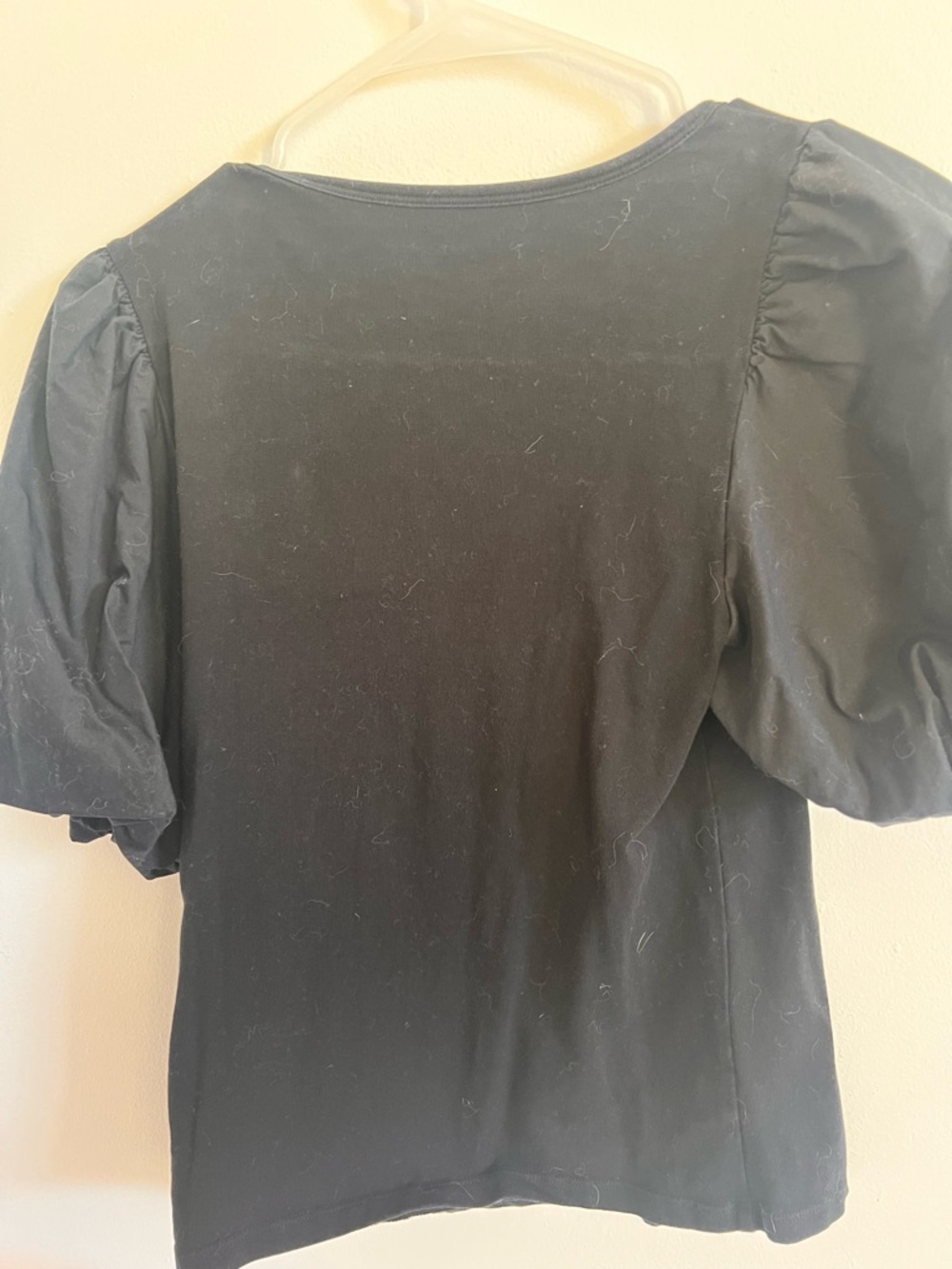 Old Navy- Black scoop neck puff sleeve - Picture 2 of 3